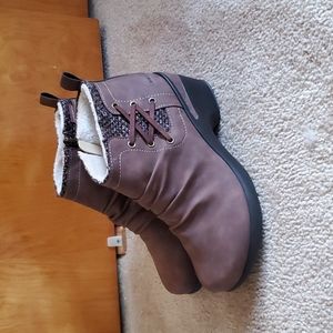 Jbu memory foam ankle boots size 8.5